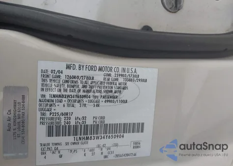 2004 Lincoln Town Car Ultimate из США, поврежденный, VIN 1LNHM83W34Y650904